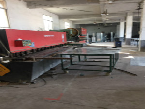 衡陽市力豪環(huán)?？萍加邢薰?衡陽廚房設備,衡陽通風管道,衡陽防腐外包,中央空調(diào)